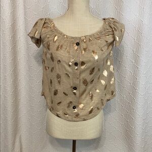 Love ❤️ size large Gold Leaf Print Blouse tan short flowy sleeve crop soft comfy